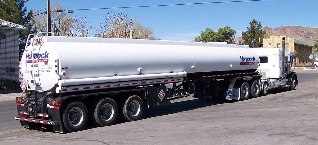 why are milk fuel and water tankers always rounded or cylindrical shape guaranteed you dont know1