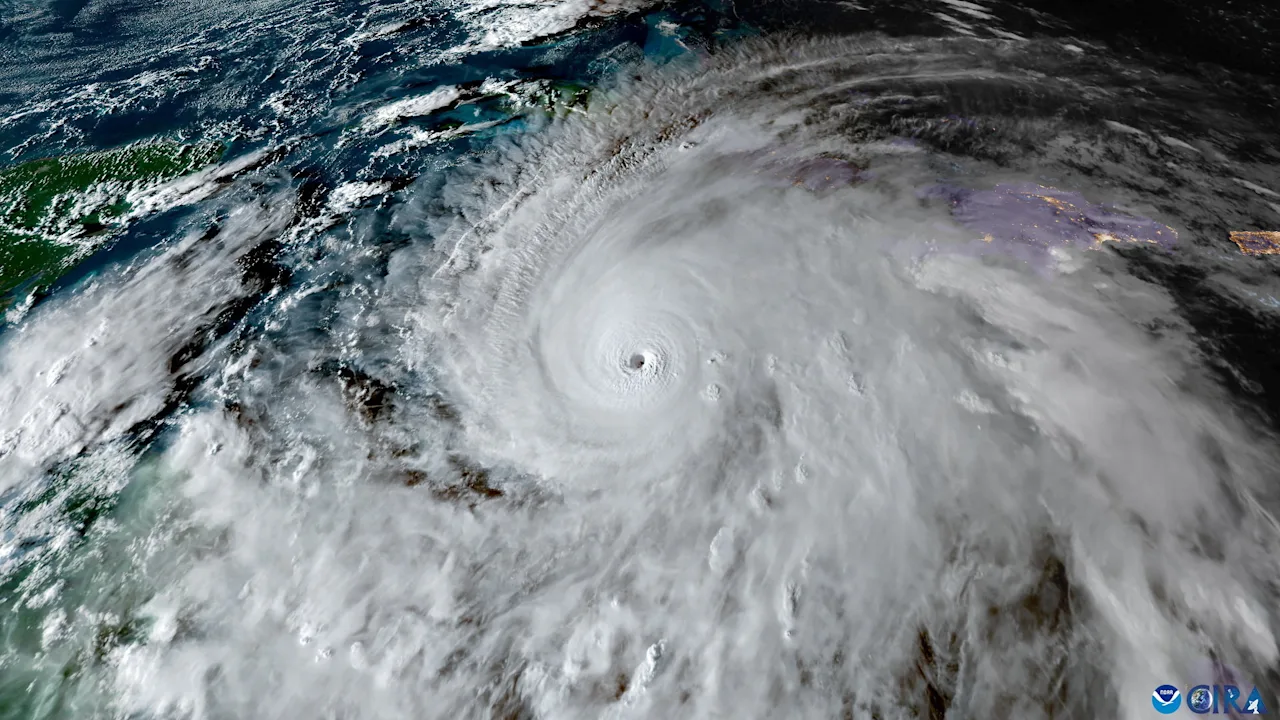 જમૈકામાં કેટેગરી-૫ વાવાઝોડું ‘મેલિસા’: ૭ મૃત્યુ, ૧૫ લાખથી વધુ પ્રભાવિત, દરિયામાં ૪ મીટર મોજા Category 5 Hurricane Melissa in Jamaica 7 deaths over 1.5 million affected 4 meter waves in the sea