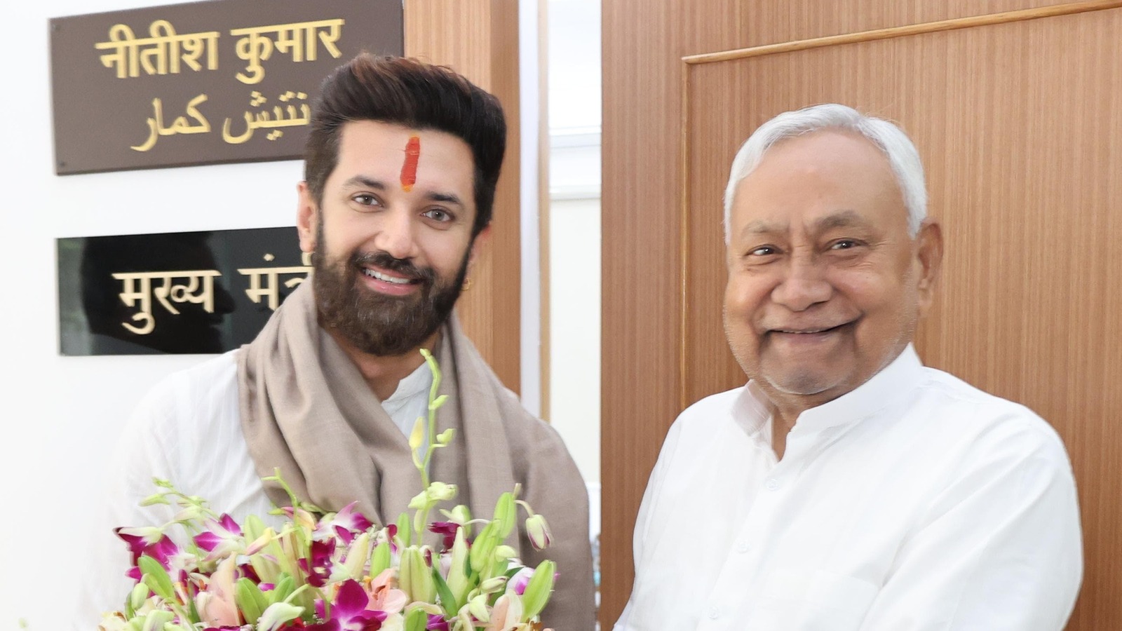 Chirag Paswan openly supports Nitish Kumar as CM MLAs will also support