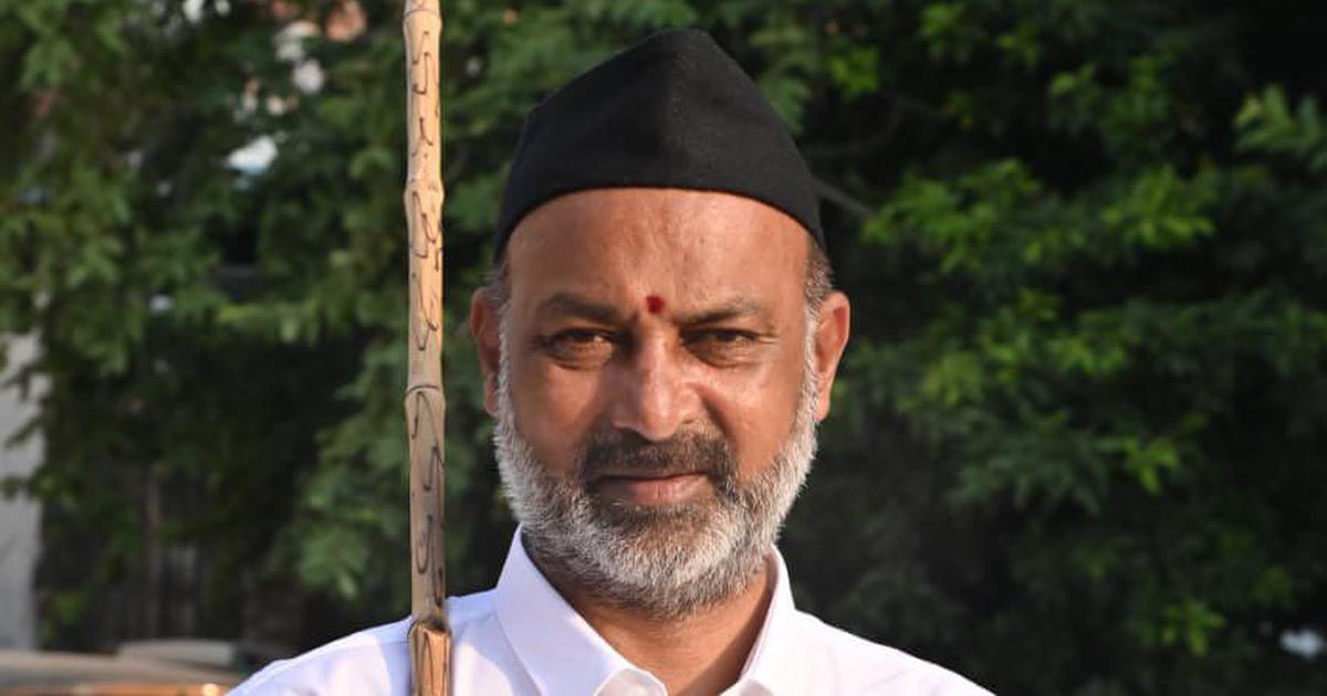 Union Ministers statement in the news Make BJP candidate win and village will be given 10 lakhs immediately