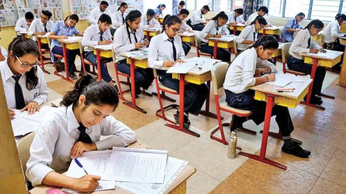 Big change in CBSE Class 10 exam New writing guidelines announced for Science Social Science