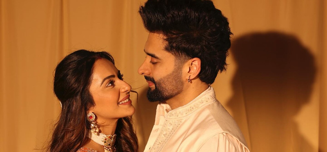 Rakulpreet Singh spoke for the first time about Jackky Bhagnanis financial crisis Amitabh also suffered losses