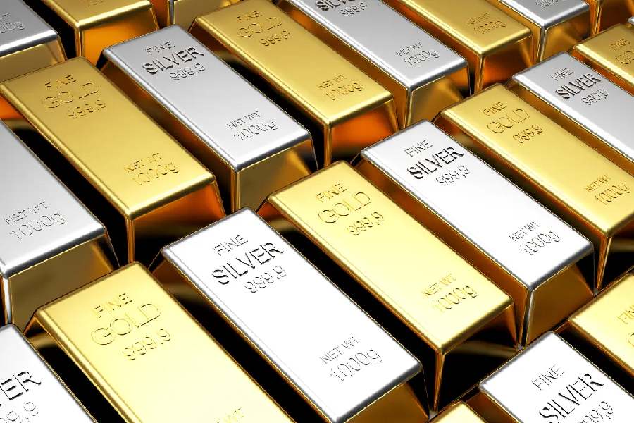 Silver all time high ₹1.79 lakh 10 grams of gold ₹1.28 lakh—big jump in gold and silver prices this year