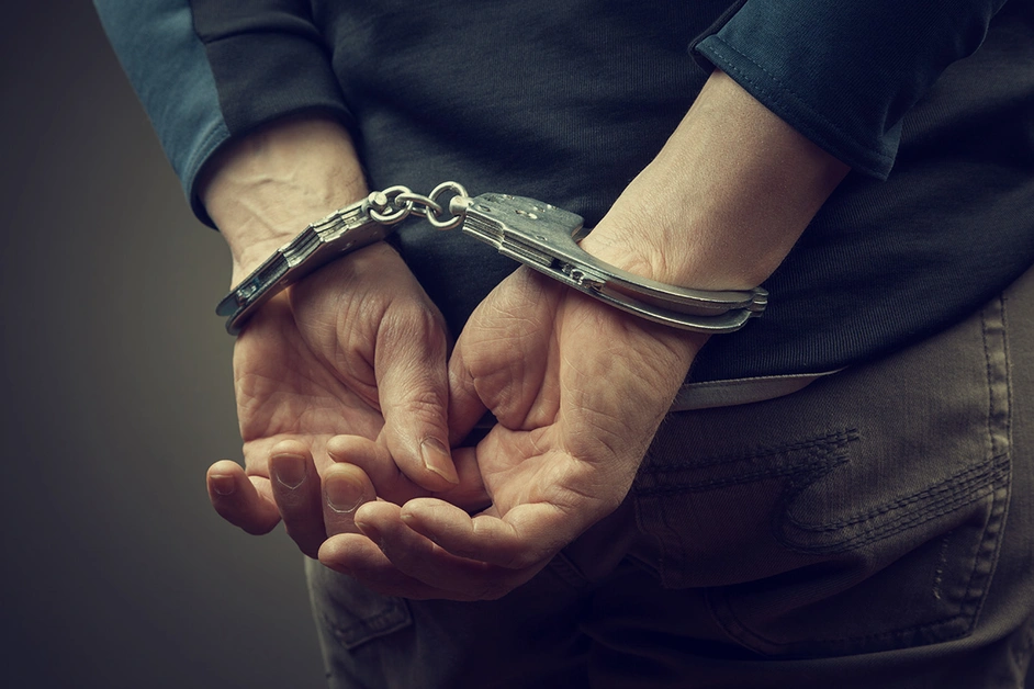 ₹800 crore bogus billing scam busted in Jamnagar prominent industrialist arrested