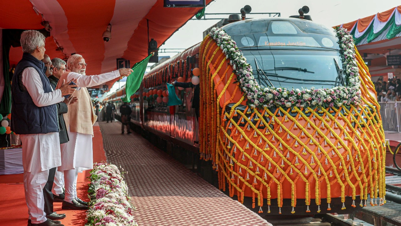Flagging off the countrys first Vande Bharat sleeper train Prime Minister Modi vowed to bring good governance to Bengal