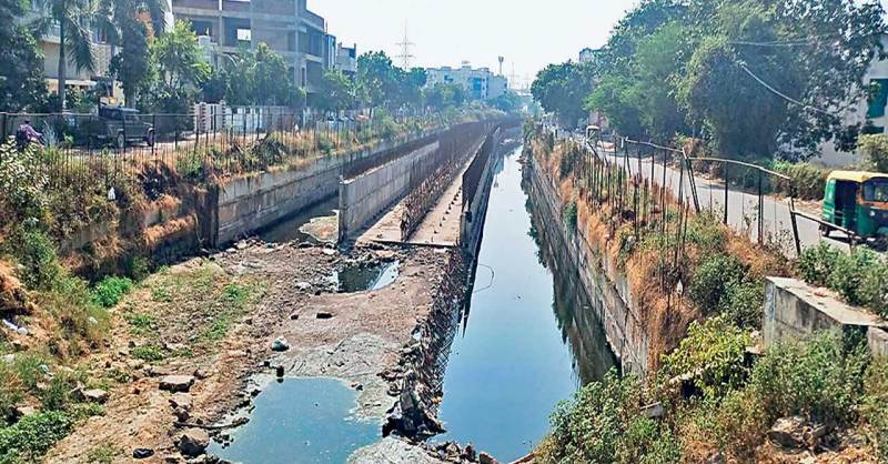 Renovation work stalled due to release of water in Kharikat Canal lack of coordination in the system