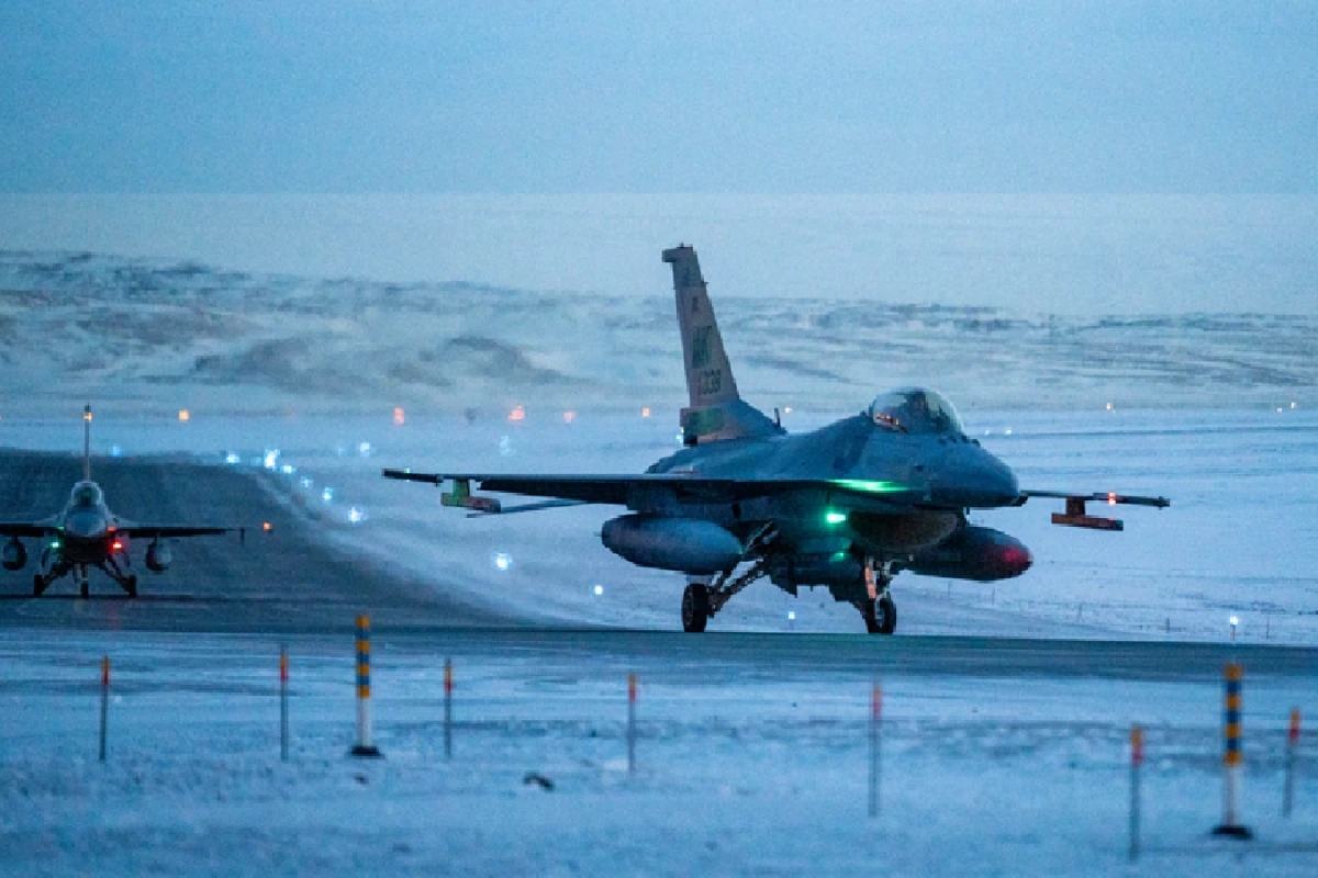 US deploys military aircraft to Greenland after Trumps threats global tensions rise