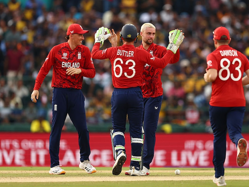 સુપર-૮માં ઇંગ્લેન્ડનો 51 રન વિજય: ફિલ સોલ્ટની ફિફ્ટી, શ્રીલંકા 95 રનમાં ઓલઆઉટ England win by 51 runs in Super 8 Phil Salts fifty Sri Lanka all out for 95 runs