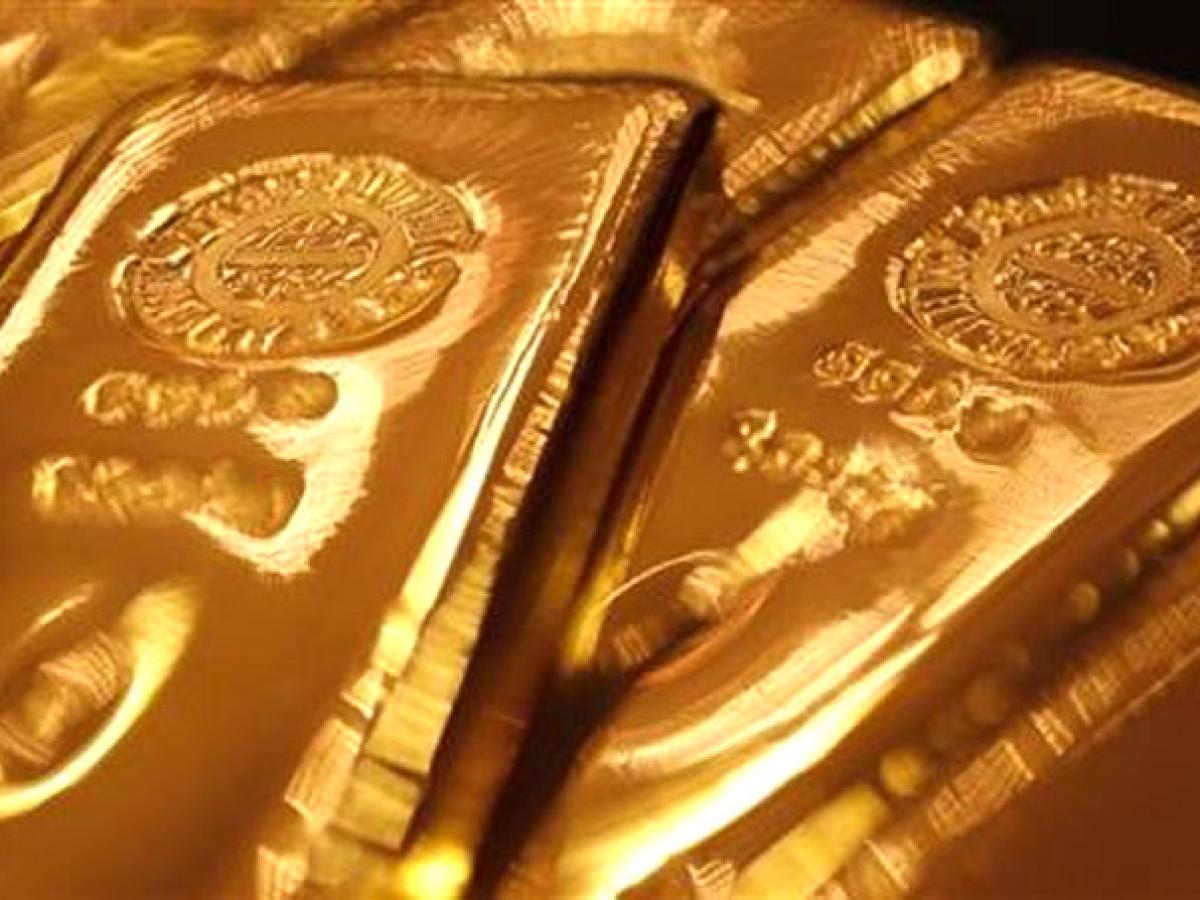 Gold smuggling at Ahmedabad airport Gold bars worth Rs 96 lakh seized from Dubai flight