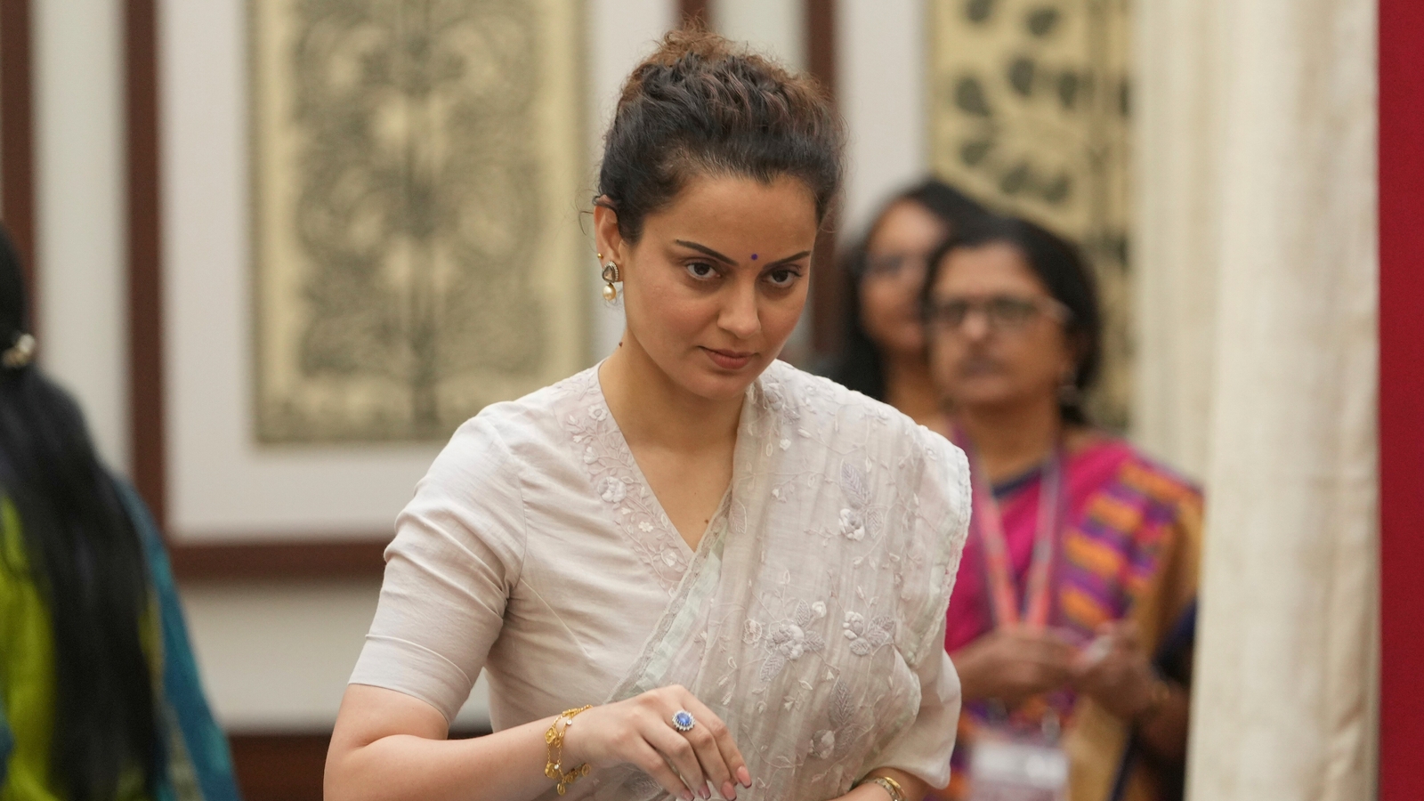 Kangana Ranaut વિરુદ્ધ માનહાનિ કેસમાં ૧૦ માર્ચે Bathinda District Courtમાં સુનાવણી, પાસપોર્ટ અરજી પર પણ નિર્ણય Hearing in defamation case against Kangana Ranaut on March 10 in Bathinda District Court decision on passport application also
