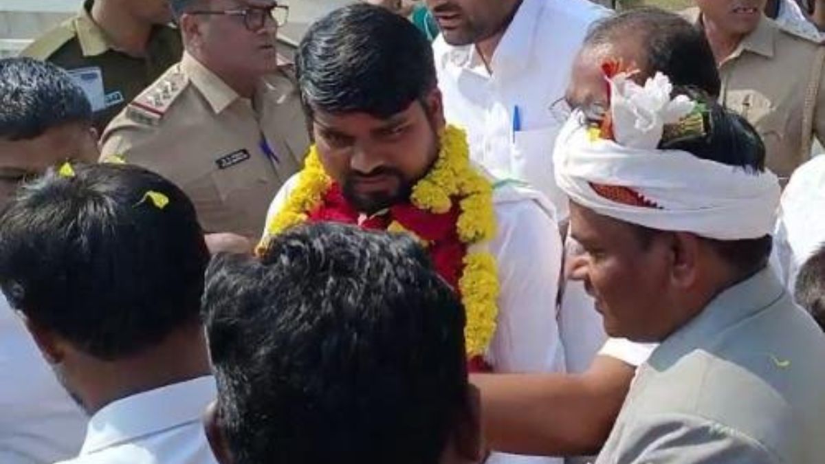 ચૈતર વસાવા: પાડલિયા વનીકરણમાં આદિવાસી હક્કો અને પોલીસ બંદોબસ્ત મુદ્દે પ્રશ્ન NAVSARJAN SANSKRUTI 21