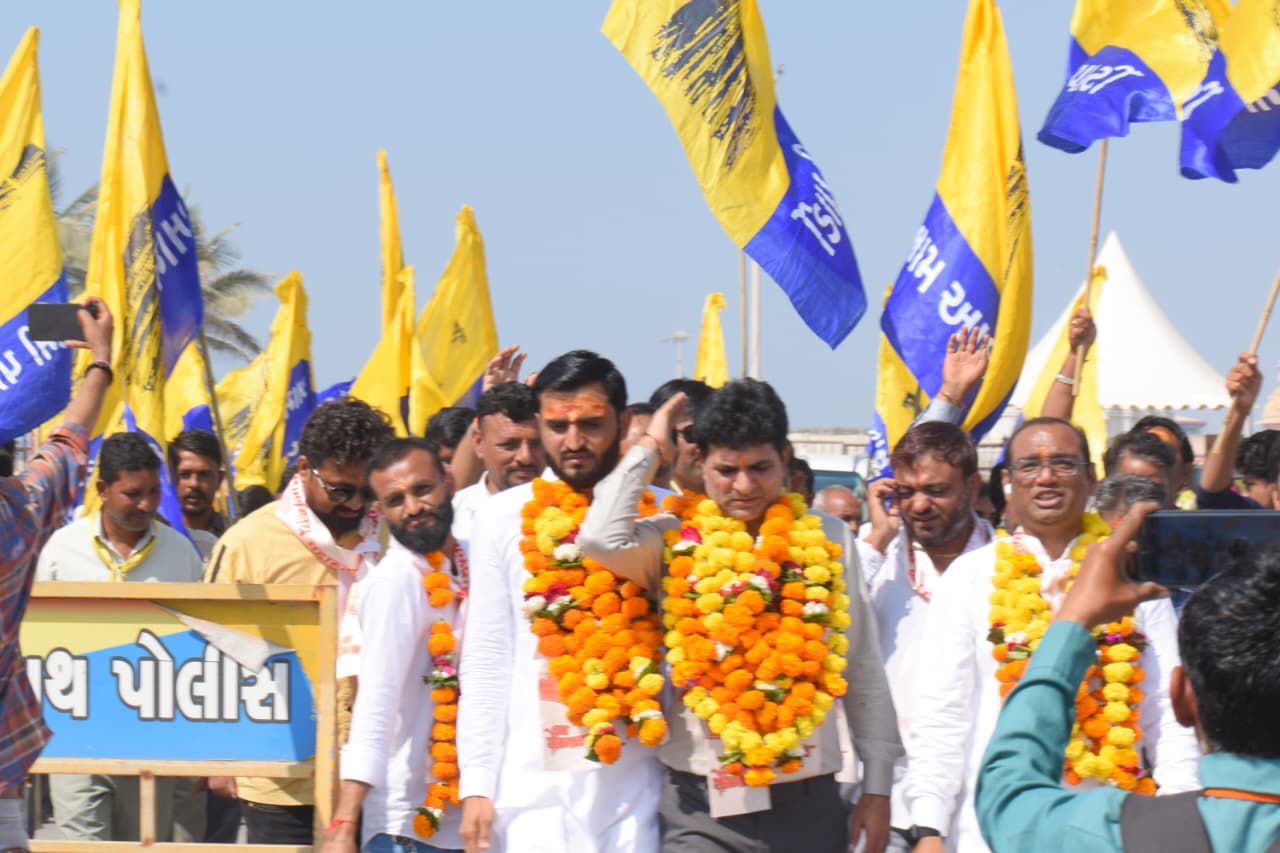 આમ આદમી પાર્ટીની ‘પરિવર્તન લાવો, ખેડૂત બચાવો યાત્રા’ સોમનાથથી શરૂ NAVSARJAN SANSKRUTI 8