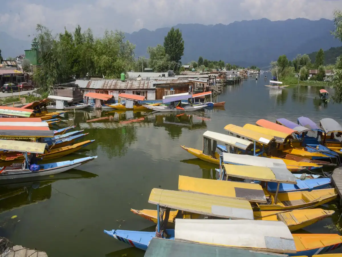Order to open 11 tourist spots in Jammu and Kashmir new momentum for tourism after security review