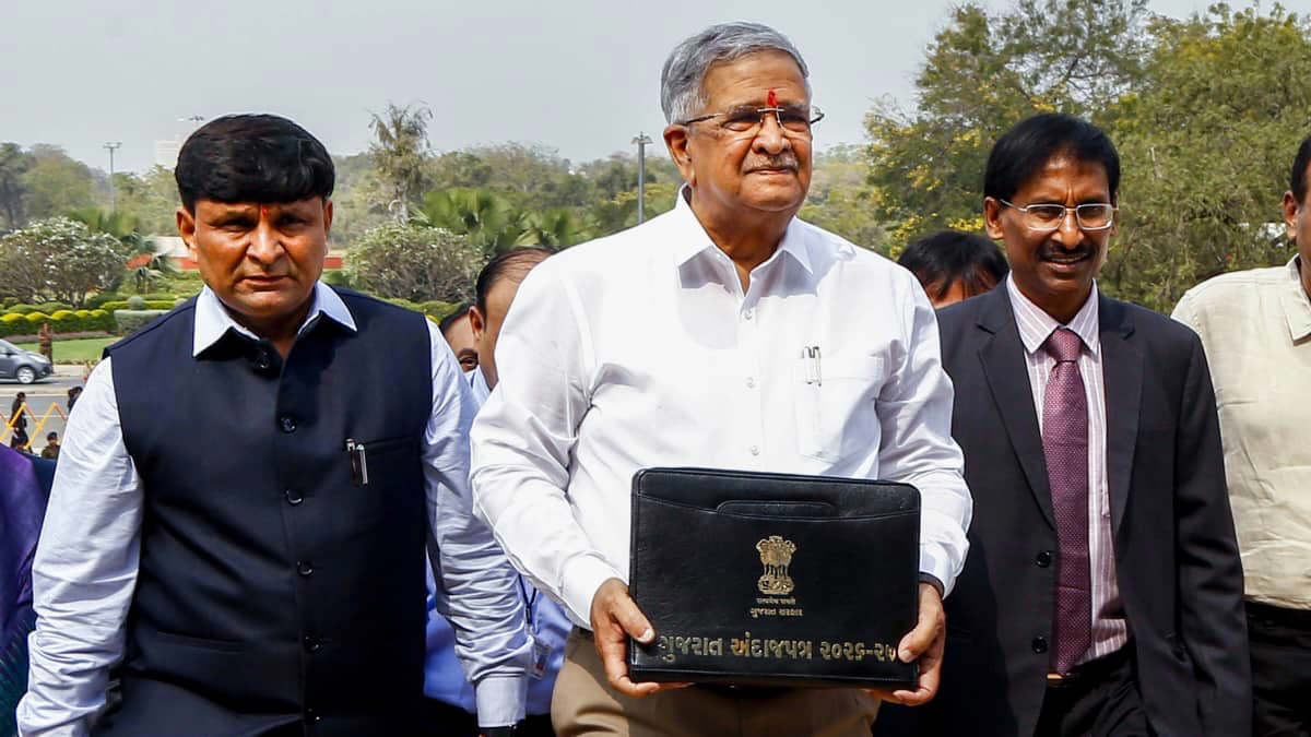 ગુજરાત સરકારે 2026-27માં રમતગમતના બજેટમાં 253% વધારો કરી કોમનવેલ્થ અને ઓલિમ્પિક તૈયારીઓ માટે 1278 કરોડ ફાળવ્યા. The Gujarat government increased the sports budget by 253 in 2026 27 allocating Rs 1278 crore for Commonwealth and Olympic preparations