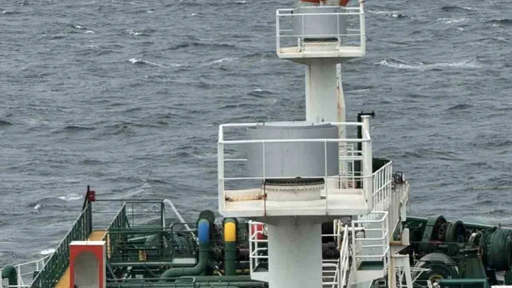 Jag Vasant reaches Kandla with 42 thousand tons of LPG amidst war relief for India