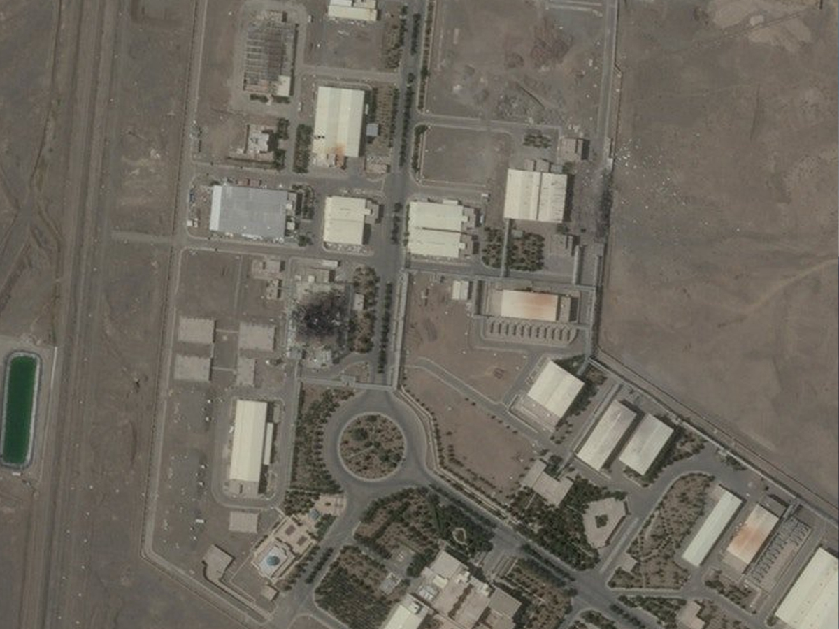 ઈરાનની નાતાન્ઝ પરમાણુ સાઇટ પર અમેરિકા-ઈઝરાયેલનો હુમલો, રેડિએશનનો જોખમ સર્જાયો US Israeli attack on Irans Natanz nuclear site radiation risk created