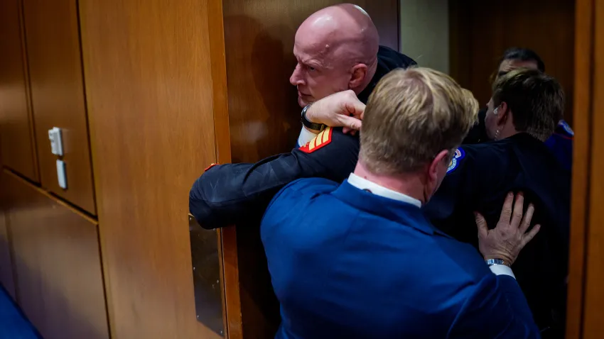 Uproar in US Senate Brian McGinnis opposed Iran war