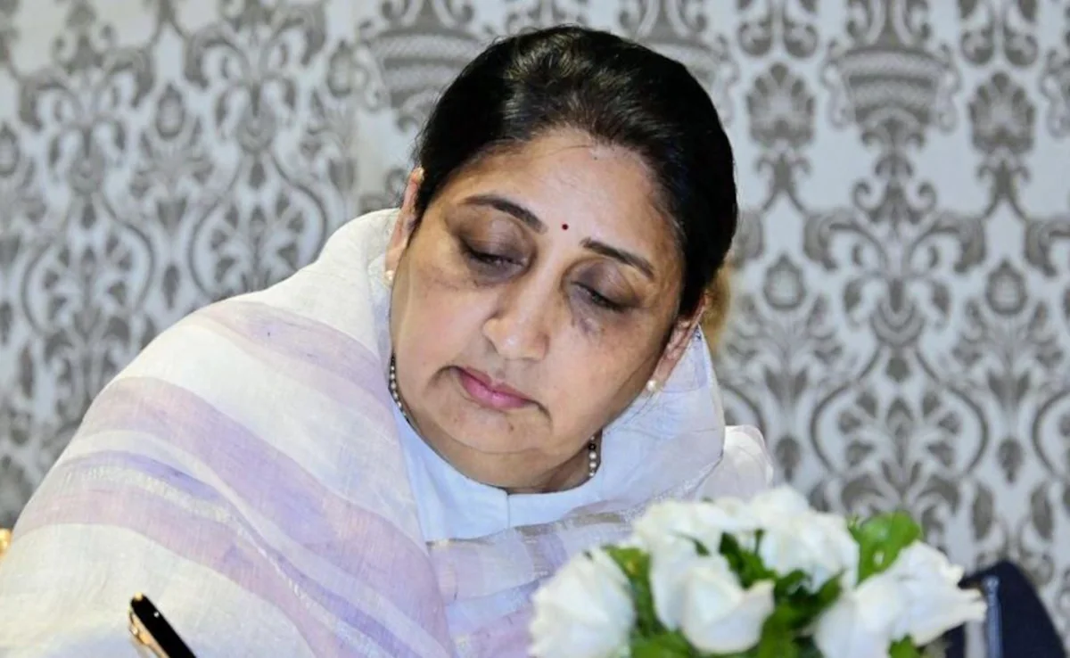 બારામતી પેટાચૂંટણી: કોંગ્રેસે ઉમેદવારી પાછી ખેંચી, સુનેત્રા પવાર બિનહરીફ જીત નિશ્ચિત Baramati by election Congress withdraws candidature Sunetra Pawar sure to win unopposed