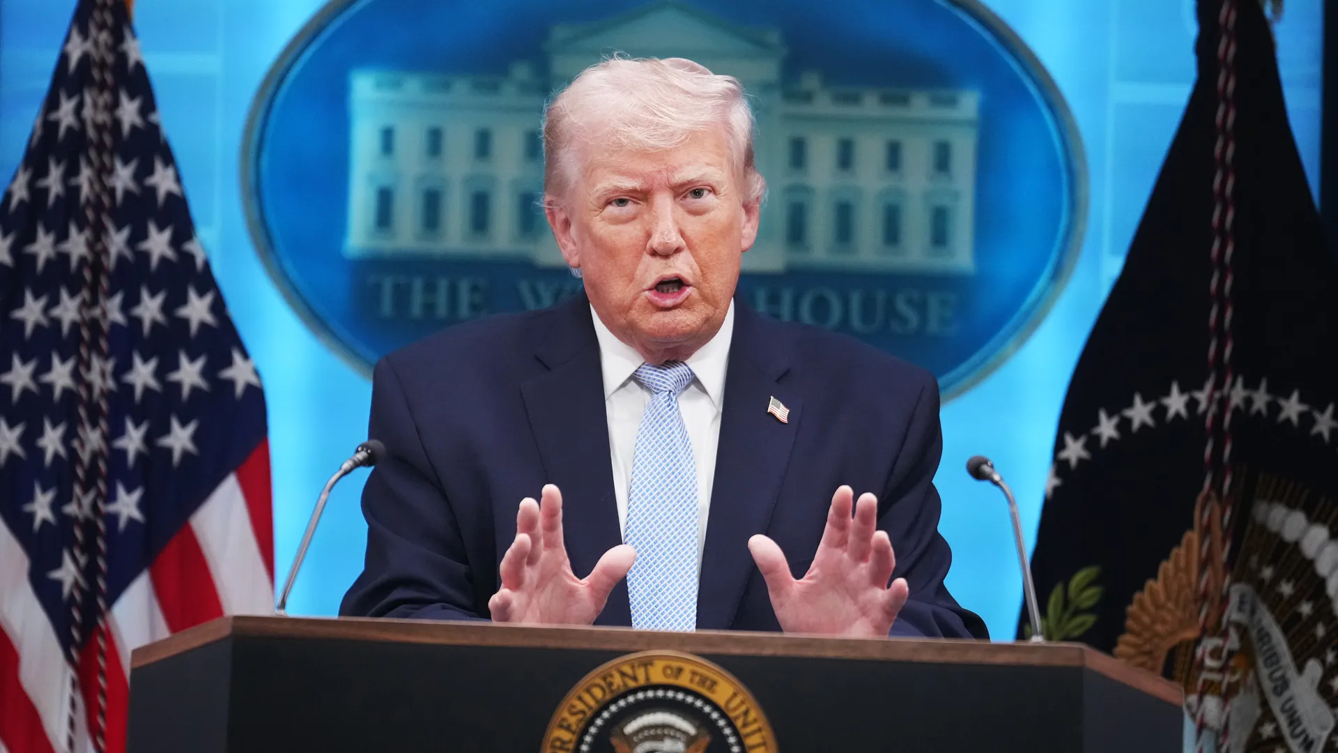 ડોનાલ્ડ ટ્રમ્પનો દાવો: અમેરિકા-ઈરાન 2 અઠવાડિયાના યુદ્ધવિરામ માટે સહમત Donald Trump claims US Iran agree to 2 week ceasefire