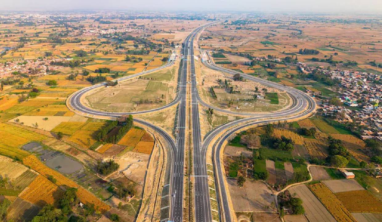 Ganga Expressway inaugurated 594 km high speed corridor gives new direction to connectivity and development in Uttar Pradesh