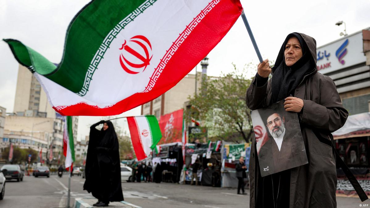 US Iran 14 day ceasefire amid protests in Tehran but attacks continue