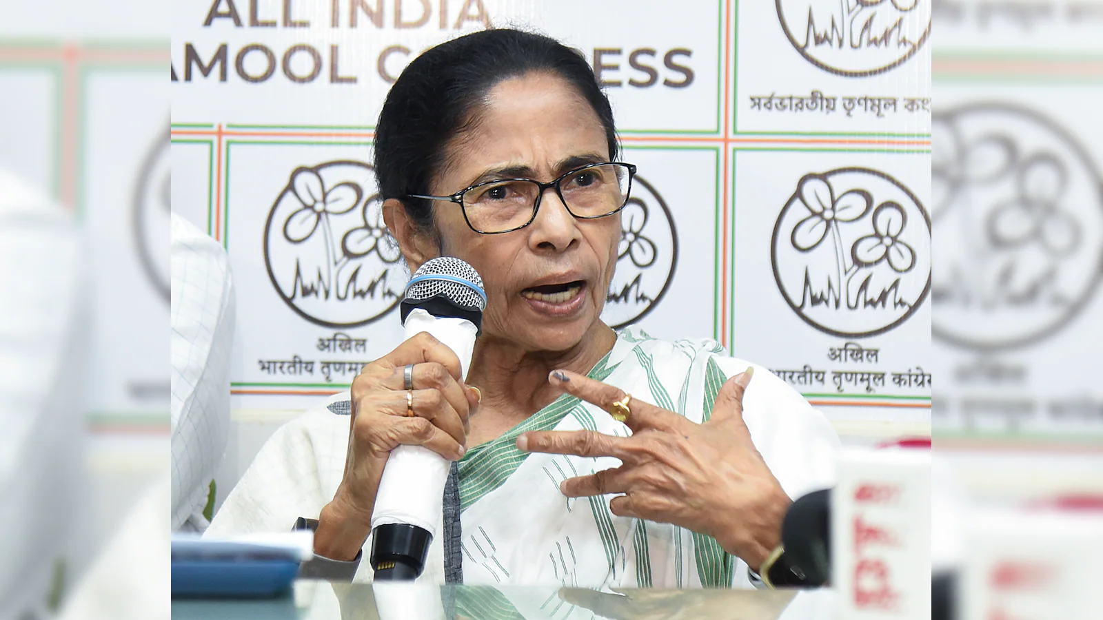 Mamata Banerjee attacks BJP after defeat in Bengal The government will also fall from Delhi soon