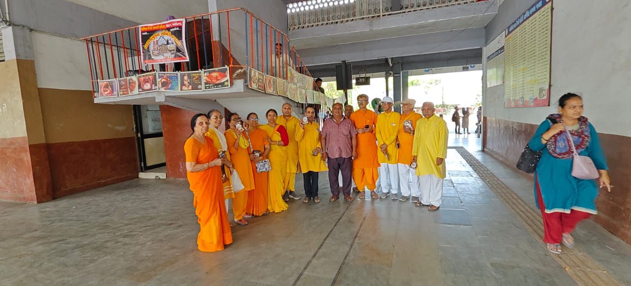 વિશ્વ તમાકુ નિષેધ દિવસે ગાંધીનગર ગાયત્રી શક્તિપીઠનો અનોખો પ્રયોગ, 25થી વધુ લોકોએ લીધો વ્યસનમુક્તિનો સંકલ્પ NAVSARJAN SANSKRUTI 1 6