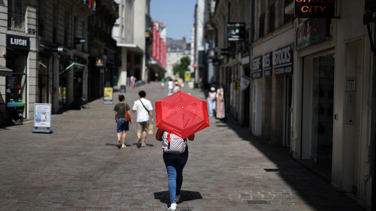 Heatwave wreaks havoc in Europe Heatwave in United Kingdom France Italy and Spain