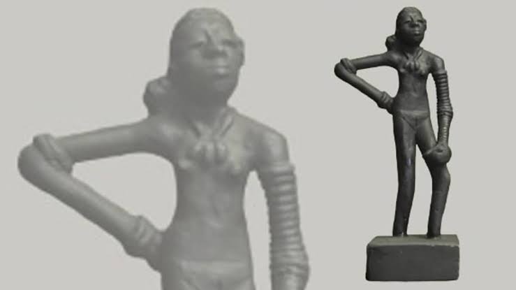 NCERT ફરી વિવાદમાં: નવી પાઠ્યપુસ્તકમાં મોહેંજો-દડોની 4500 વર્ષ જૂની ડાન્સિંગ ગર્લ પ્રતિમા ઢાંકી NCERT in controversy again New textbook covers 4500 year old dancing girl statue from Mohenjo Daro