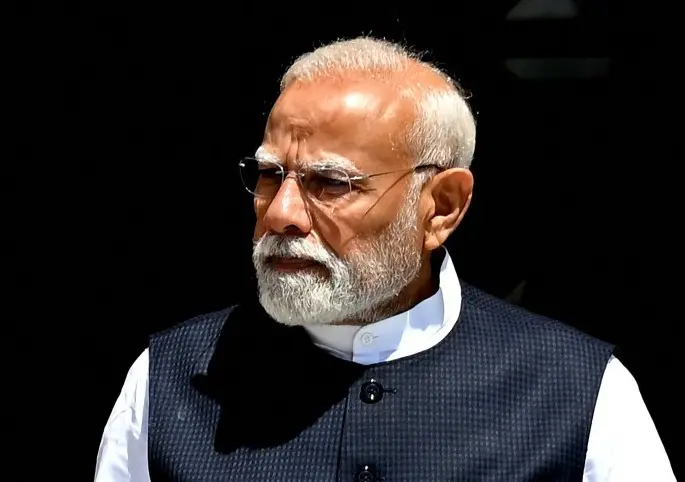 અમદાવાદમાં પીએમ મોદીએ ગુજરાતના મંત્રીઓને આપ્યું માર્ગદર્શન, જમીન સાથે જોડાયેલા રહી શાંતિથી કામ કરવા અપીલ In Ahmedabad PM Modi gave guidance to Gujarat ministers appealed to them to work peacefully while remaining connected to the land