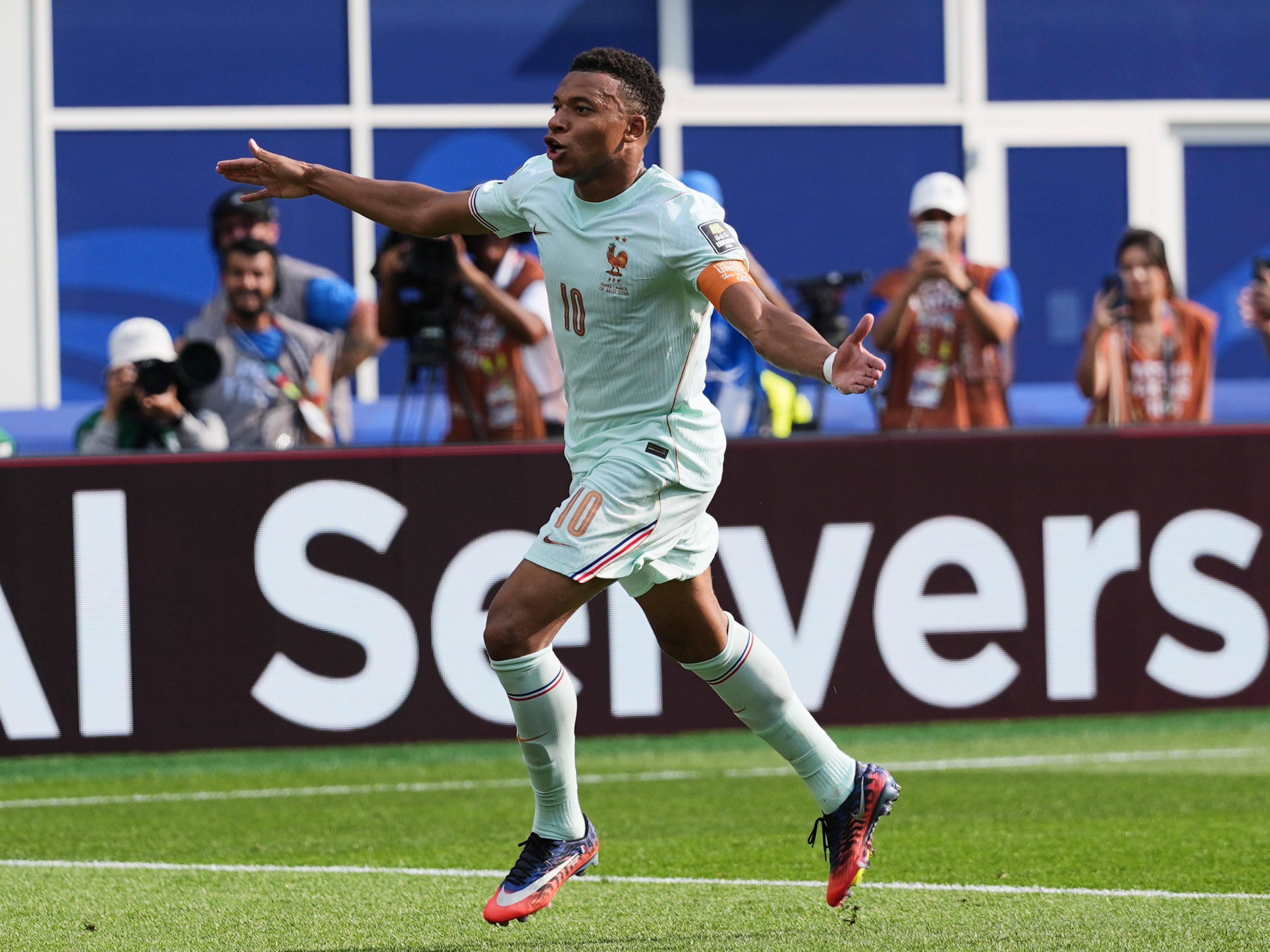 Mbappe Dembele goals send France into FIFA World Cup semi finals with 2 0 win over Morocco