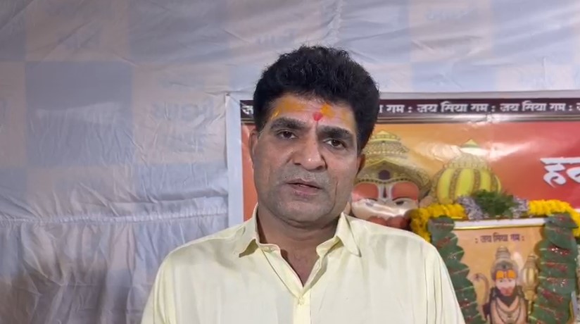 અયોધ્યા રામ મંદિર દાન ચોરી મુદ્દે AAPનું હનુમાન ચાલીસા પાઠ, દોષિતોને કડક સજાની માંગ NAVSARJAN SANSKRUTI 1 4