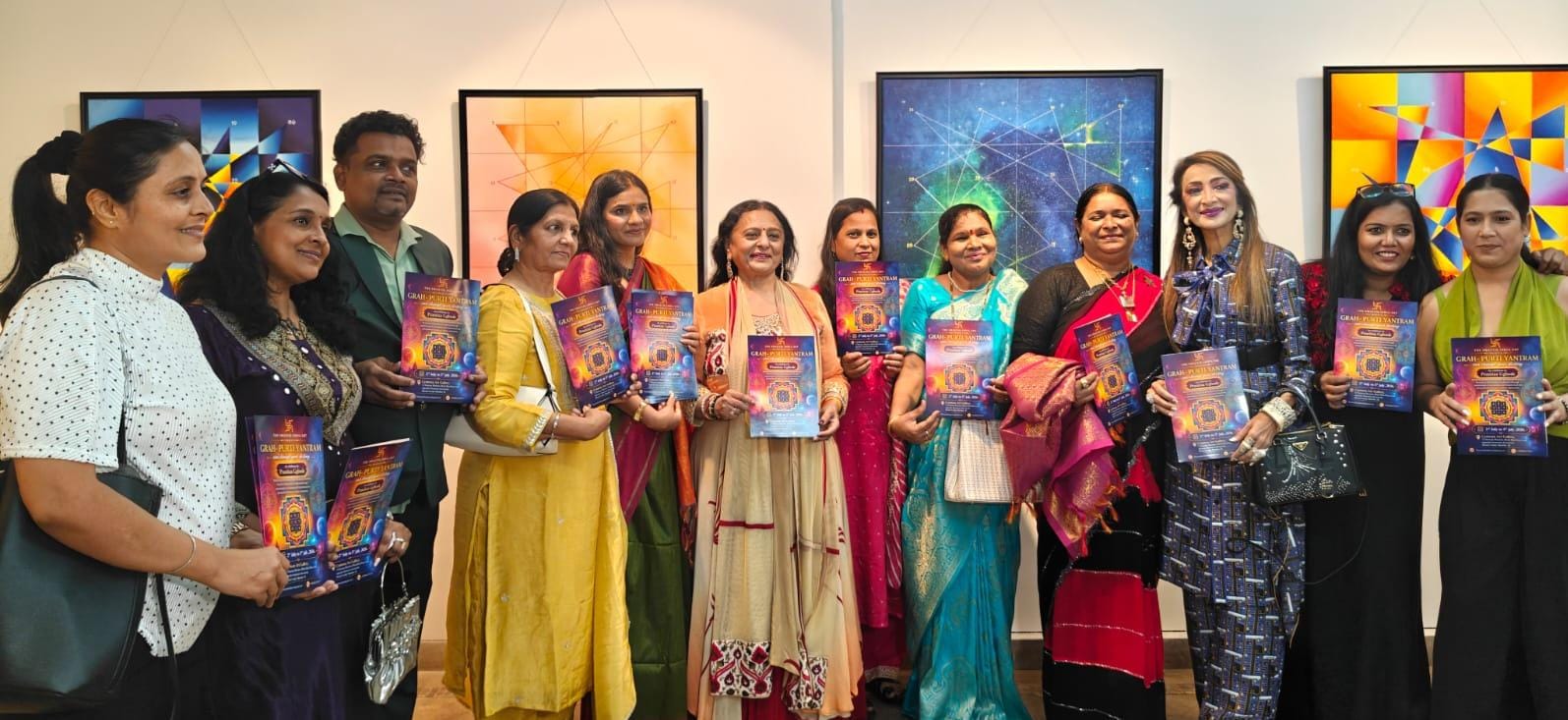 मुंबई में शुरू हुई प्रणिता घोड़े की ‘ग्रह पूर्ति यन्त्रम’ प्रदर्शनी, न्यूमरोलॉजी आधारित कला का अनूठा संगम 1 NAVSARJAN SANSKRUTI 3 1