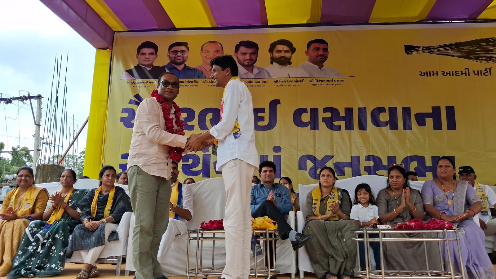 ચૈતર વસાવાના સમર્થનમાં મહારેલી, દોઢ લાખ હસ્તાક્ષરો સાથે રાષ્ટ્રપતિને રજૂઆત 1 NAVSRAJAN SANSKRUTI 2 1
