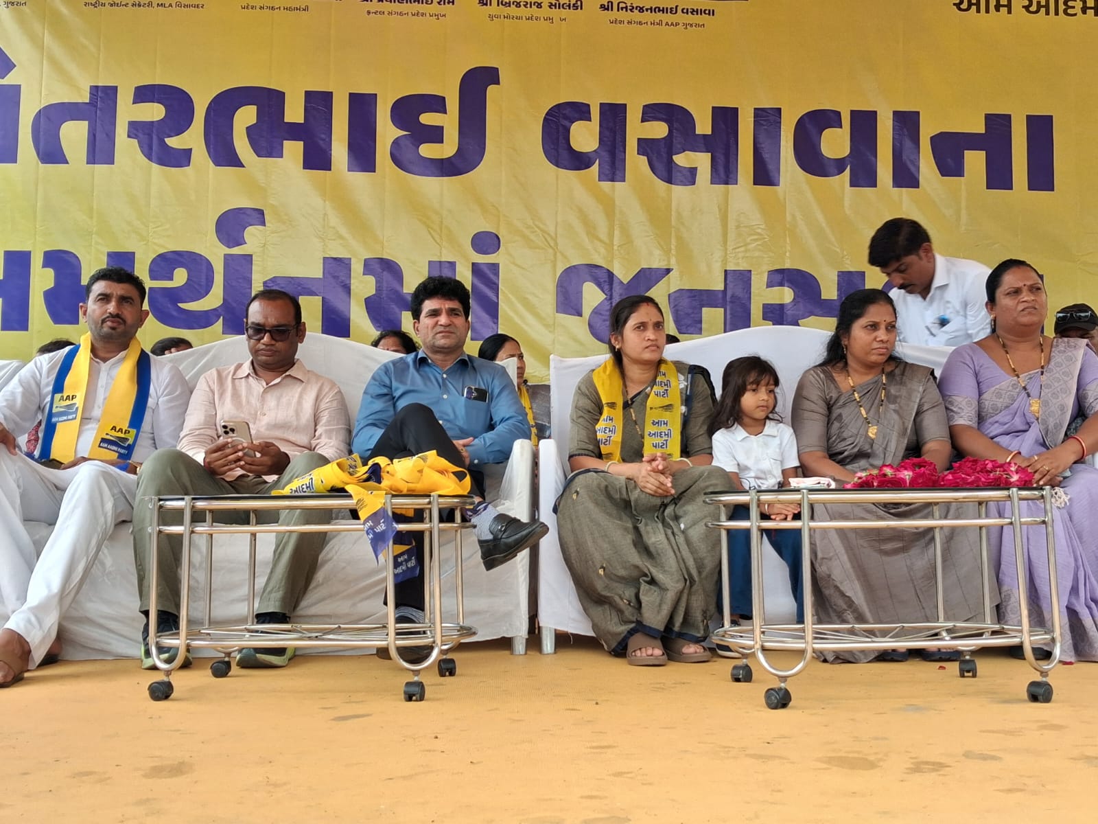 ચૈતર વસાવાના સમર્થનમાં મહારેલી, દોઢ લાખ હસ્તાક્ષરો સાથે રાષ્ટ્રપતિને રજૂઆત 2 NAVSRAJAN SANSKRUTI 3 2