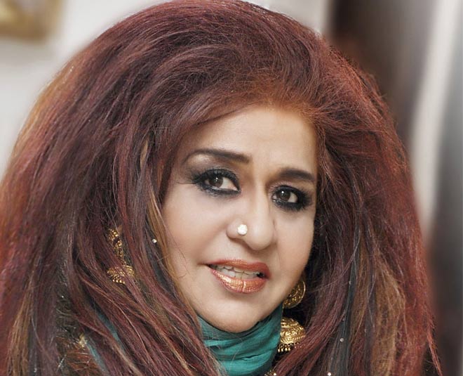 5 Effective Hair Care Tips by Shahnaz Husain to Avoid Monsoon Hair Problems NAVSARJAN SANSKRUTI 121