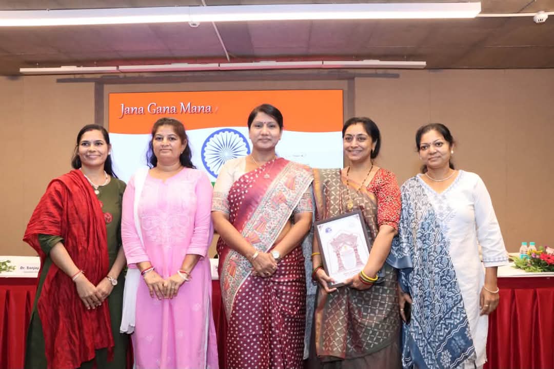 રાષ્ટ્રીય હથકરઘા દિવસની ઉજવણીમાં ૨૮૦ સહભાગીઓ જોડાયા, વણકરોને પુરસ્કારથી સન્માનિત કરાયા NAVSARJAN SANSKRUTI 3 3
