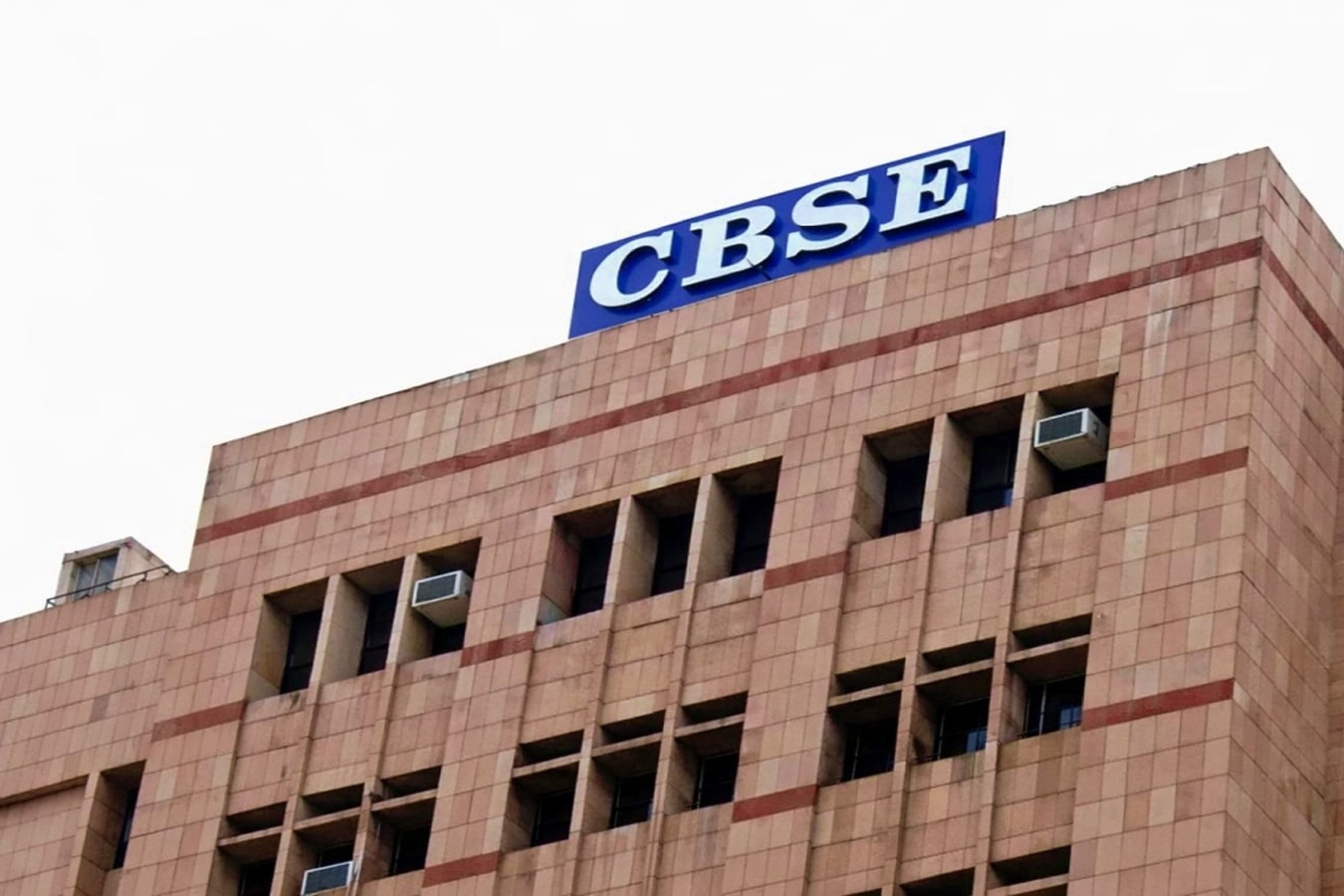 CBSE એ ધોરણ ૧૦ અને ૧૨ની બોર્ડ પરીક્ષા ૨૦૨૭ માટે સેમ્પલ પેપર અને માર્કિંગ સ્કીમ જાહેર કર્યા NAVSARJAN SANSKRUTi 121