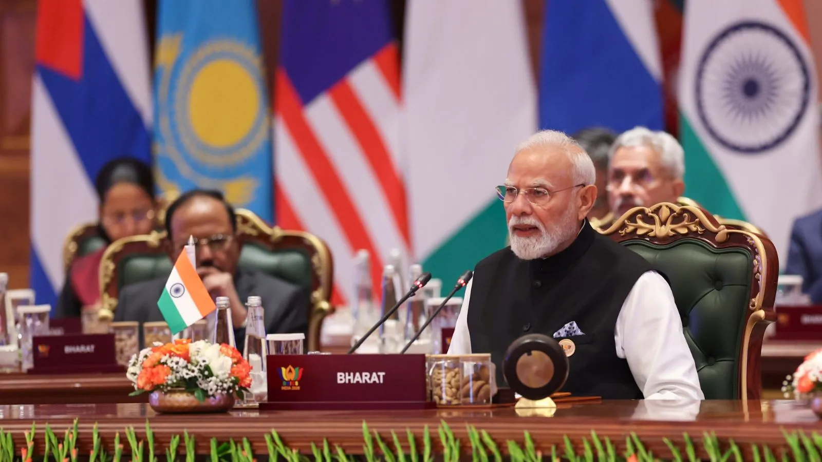 BRICS સમિટમાં PM મોદીએ વૈશ્વિક પડકારો વચ્ચે સહયોગ, સ્થિરતા અને માનવતાના હિત પર ભાર મૂક્યો NAVSARJAN SANSKRUTi 24