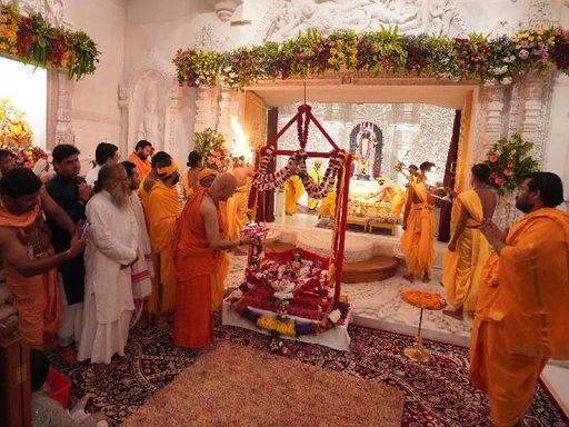 અયોધ્યા શ્રી રામ જન્મભૂમિ મંદિર: પૂજારીઓ માટે નવા નિયમો લાગુ, પીળા વસ્ત્રો અને તિલક ફરજિયાત NAVSARJAN SANSKRUTi 85
