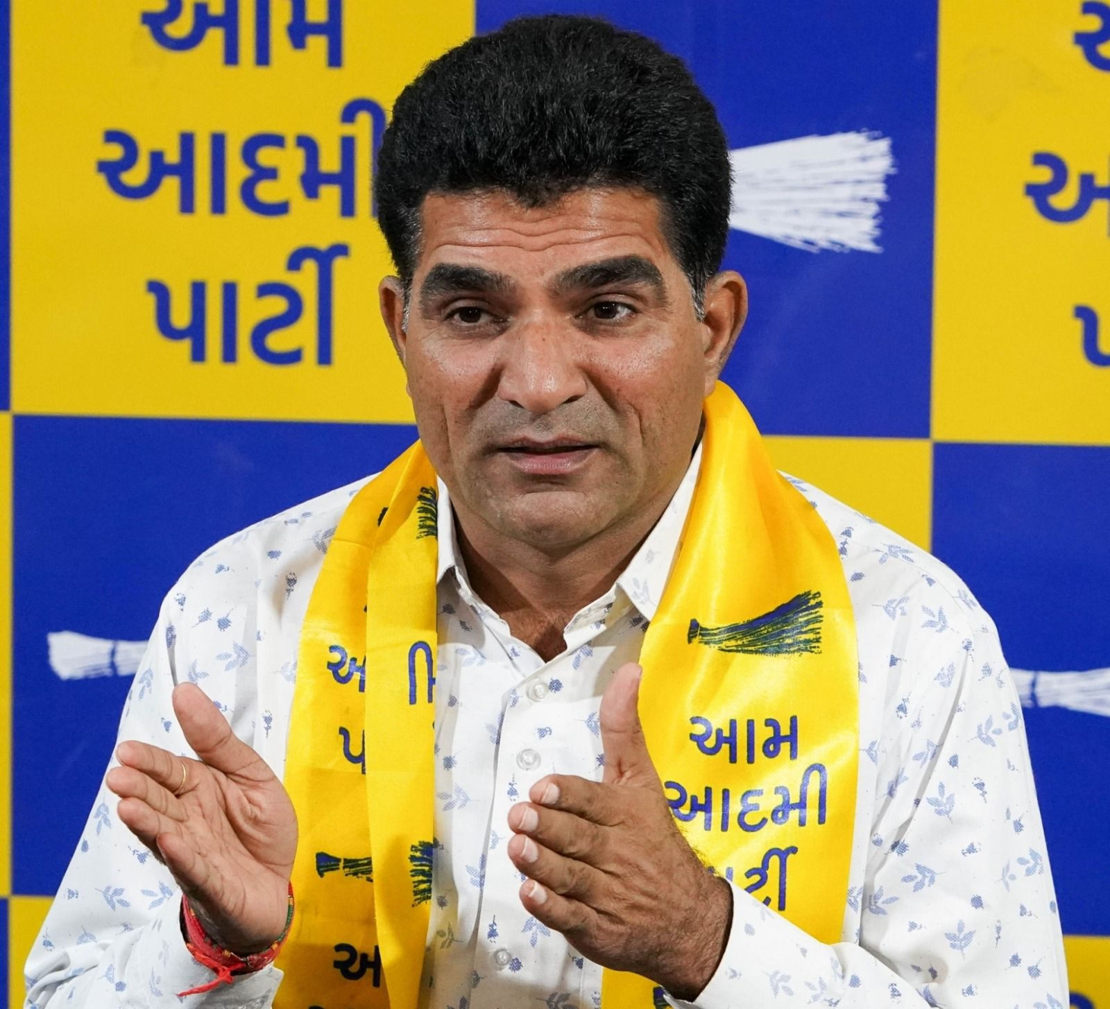 સરકારી સ્કૂલોની પોલ છુપાવવા સરકારે બહાર પાડ્યો કાળો પરિપત્ર: ઇસુદાન ગઢવી(અક્ષરોની સંખ્યા: ૭૪) NAVSARJAN SANSKRUTI 17
