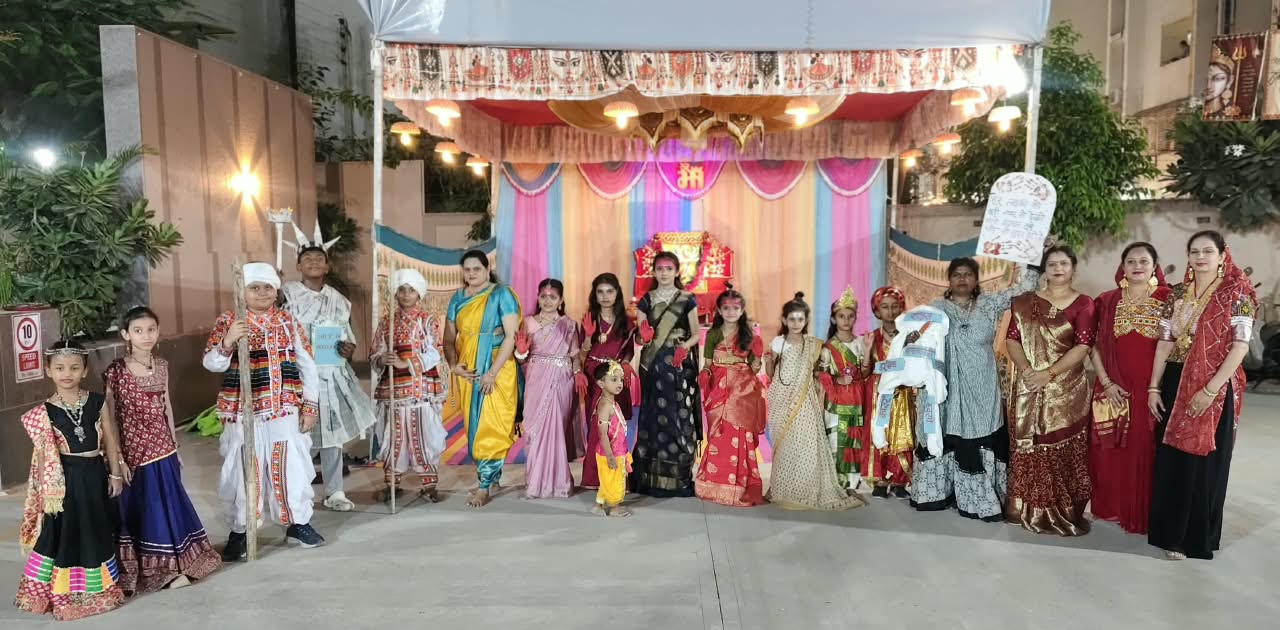 શિવ અનંતા સોસાયટીમાં ‘ફેન્સી ડ્રેસ પ્રોગ્રામ’ની ભવ્ય ઉજવણી: બાળકોએ કલ્ચરલ પાત્રોથી દિલ જીત્યા NAVSARJAN SANSKRUTI 3 1